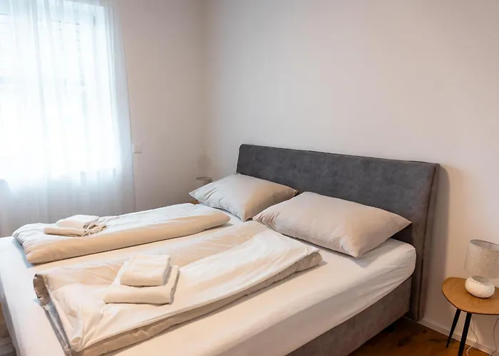 Bella Vista Seeblick דירה אננהיים